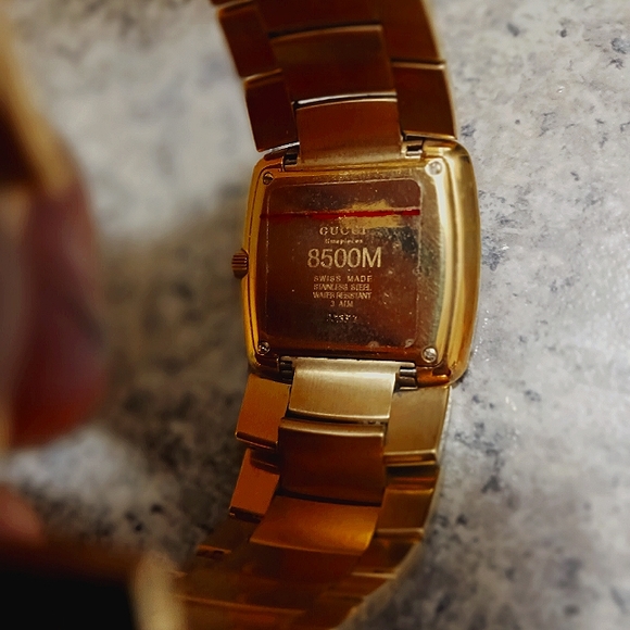 Gucci Timepiece 8500. Swiss Made. Stainless Steel. Water Resistant. 3ATM. - Picture 4 of 4